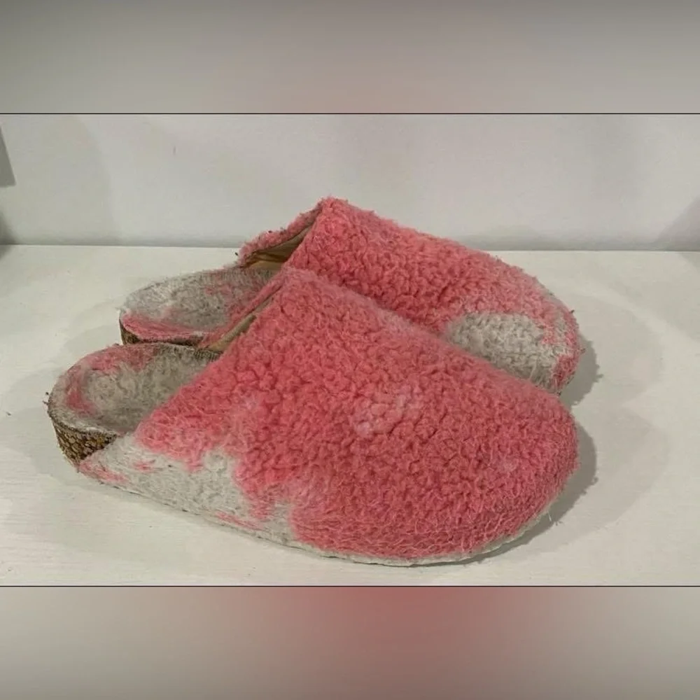 3/$10 Girls Sherpa Clog slippers size 13/1